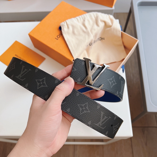 ルイヴィトンベルト素材ディテール